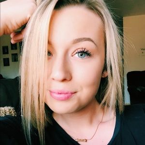 Meet your Posher, Ally